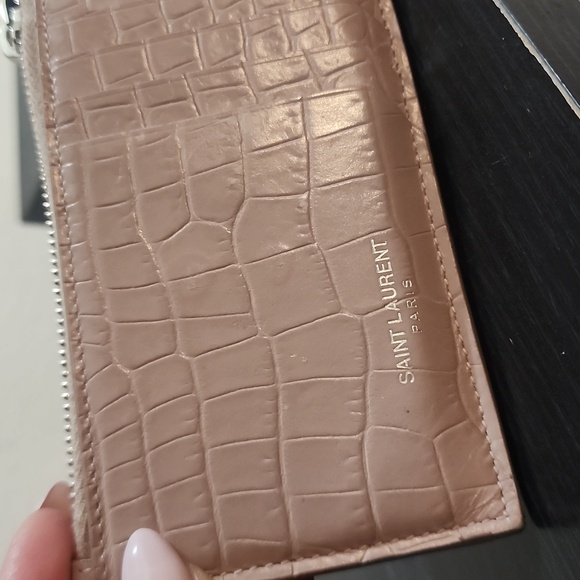 Ysl cardholder keychain..pre loved - Picture 8 of 11